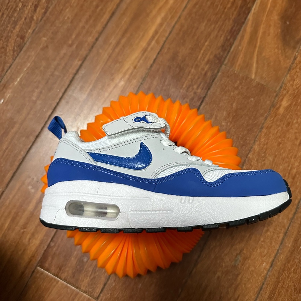 BRAND NEW❗️Kids Nike Blue & White Sneakers 👟